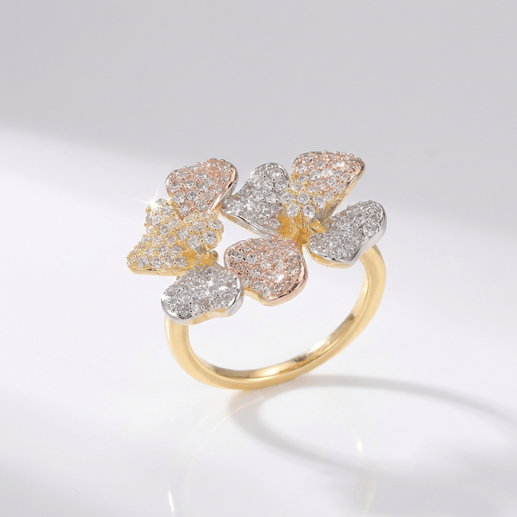 Anillo Triple con Mariposa y Cristal