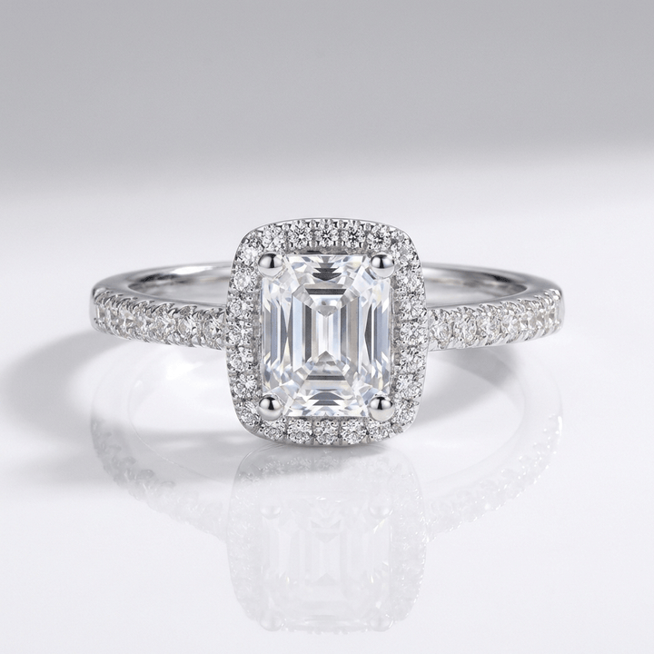 Anillo Halo con Circonita Plateado