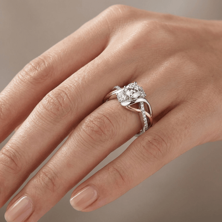 Anillo Trenzado con Cristal de Oro Rosa