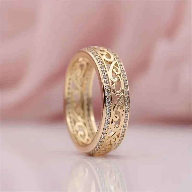 Anillo Dorado Calado Brillante
