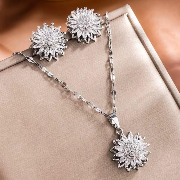 Set de Collar y Pendientes Girasol Plateado con Circonitas