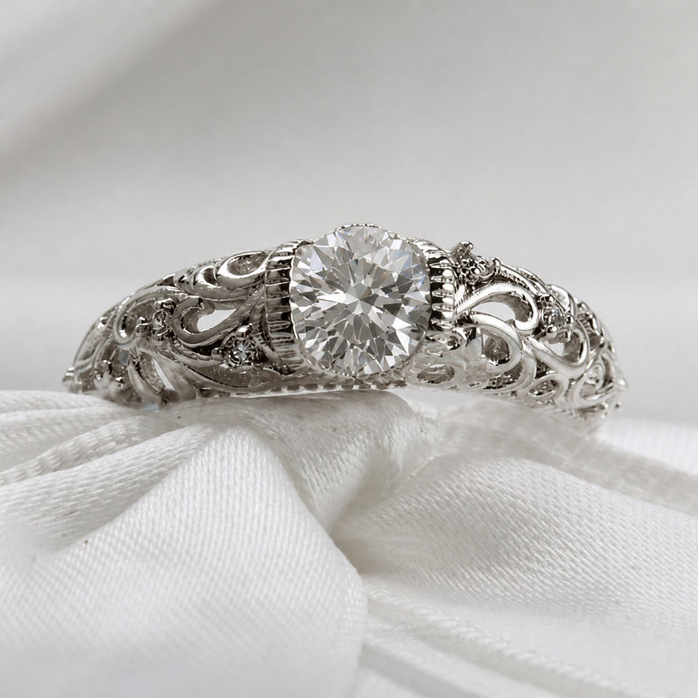Anillo con Circonita Plateado