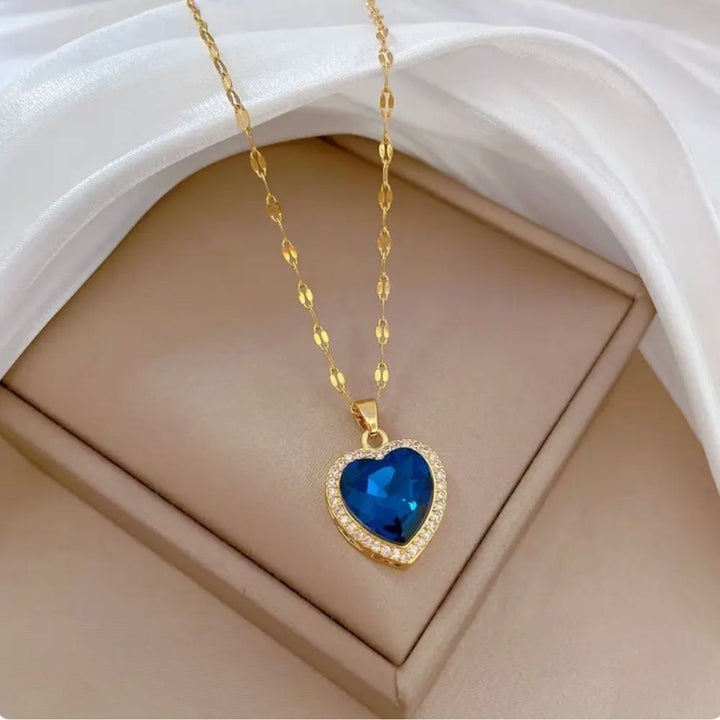 Collar Piedra Azul Delicado