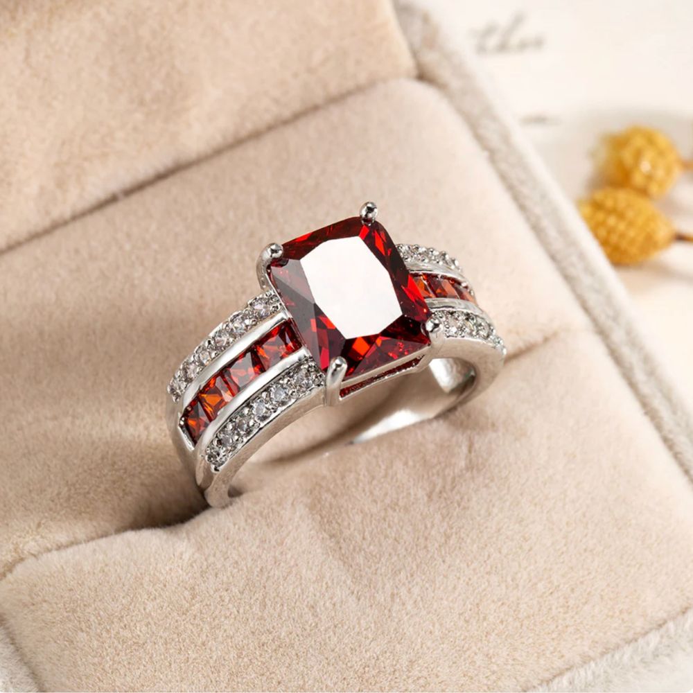 Anillo Rojo Intenso