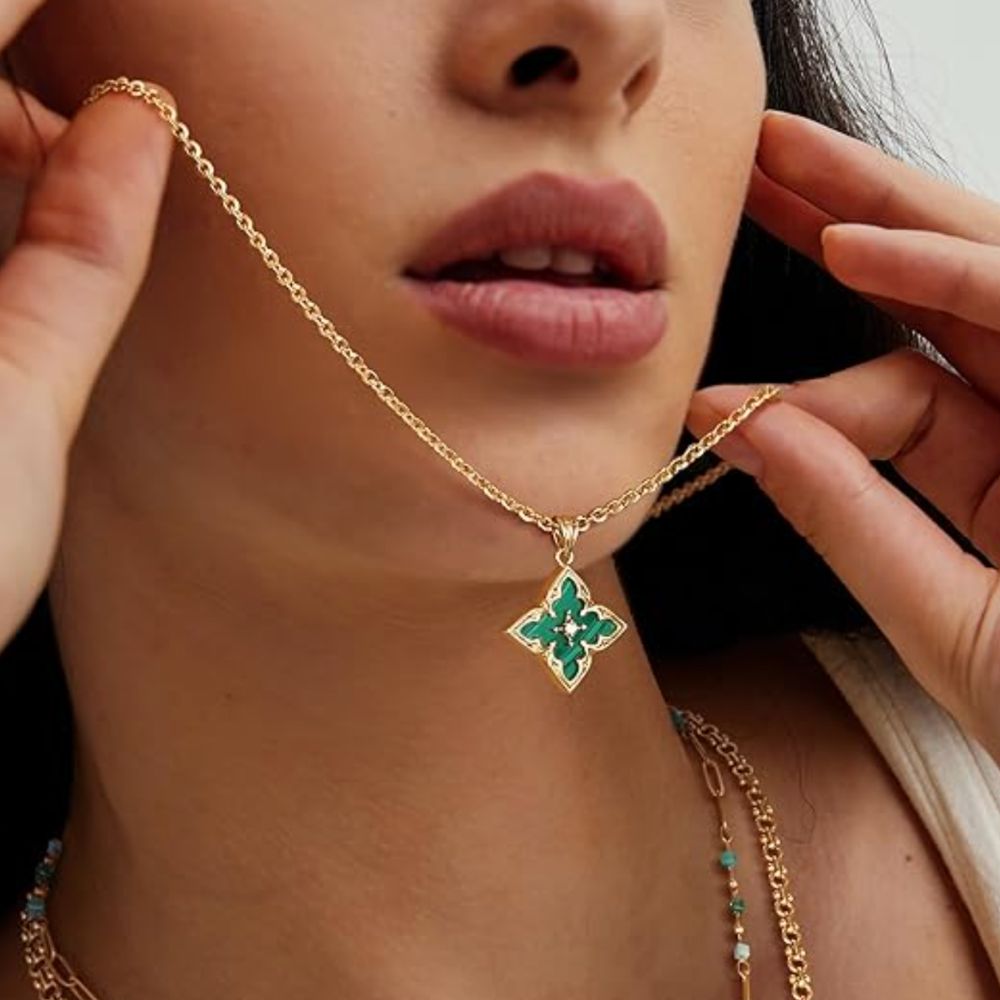 Collar de Esmeralda en Oro