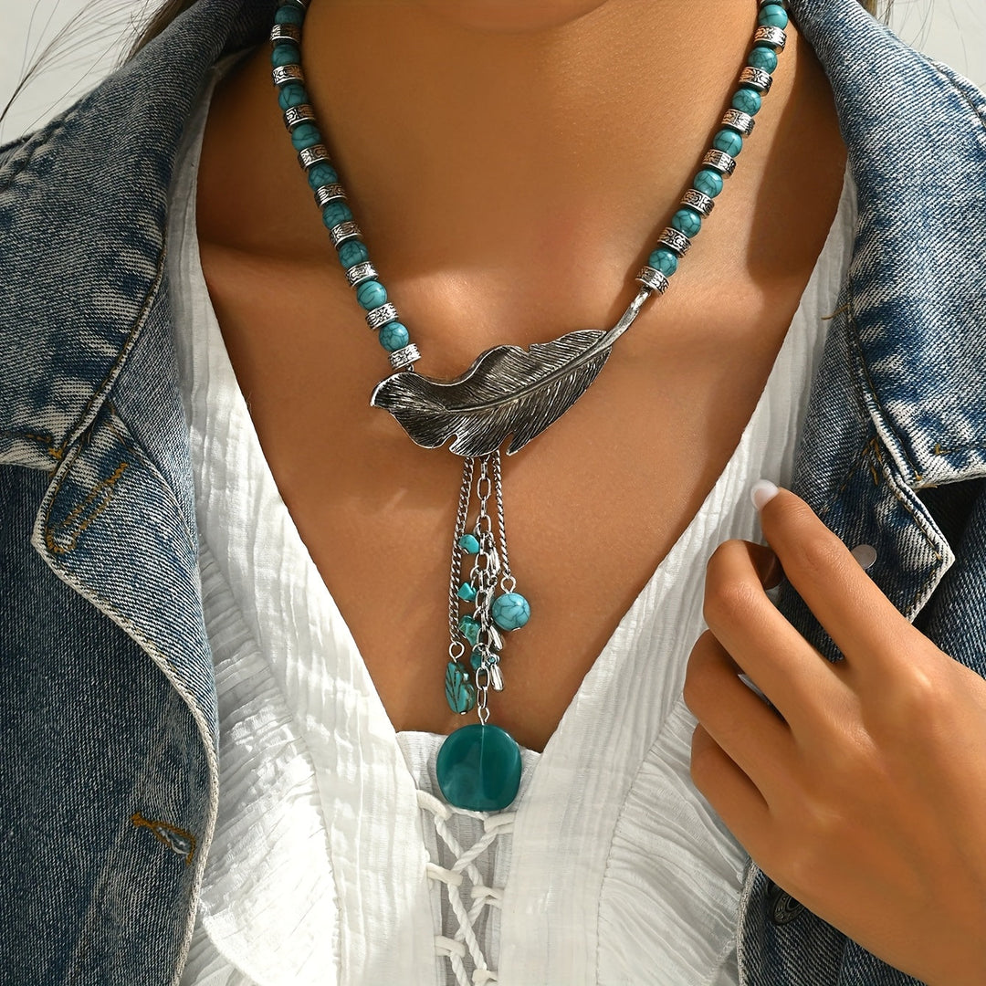 Collar Cuentas Turquesa con Hoja