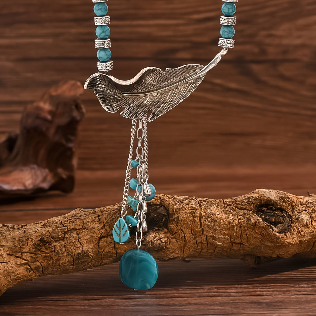 Collar Cuentas Turquesa con Hoja